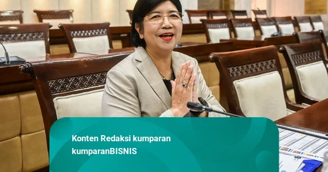 Mukhamad Misbakhun saat memberikan keterangan pers terkait pemilihan pimpinan BI di Kompleks Parlemen.